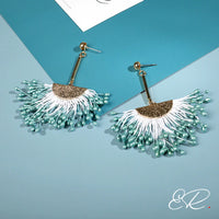 Boucles d'oreilles eventails Mizat bleu perles et blanc