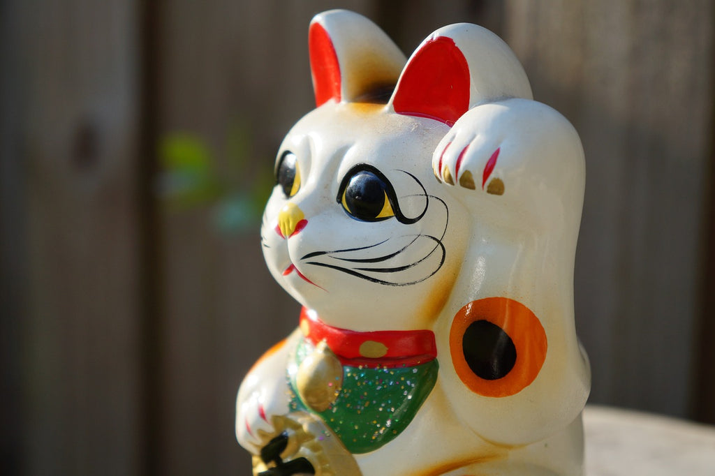 L'Histoire de Maneki-Neko : Le Chat Porte-bonheur Japonais