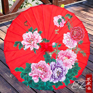 Ombrelle chinoise rouge  avec fleurs