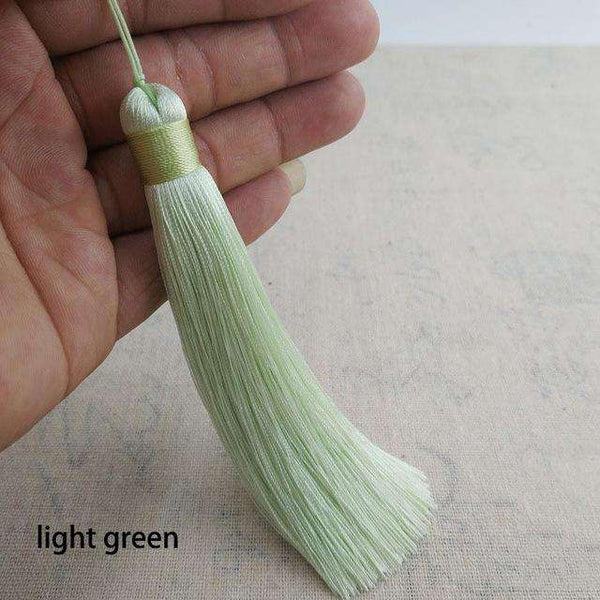 gland décoratif vert pale