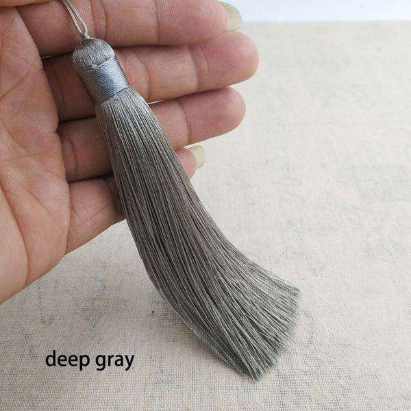 gland décoratif gris foncé