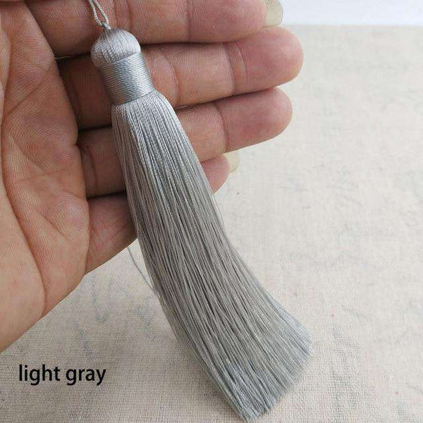 gland décoratif gris