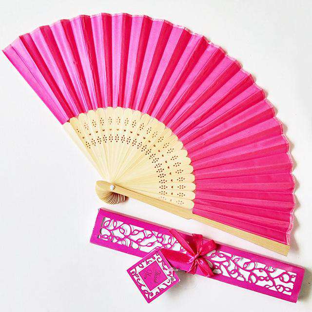 éventail personnalisé mariage fuschia